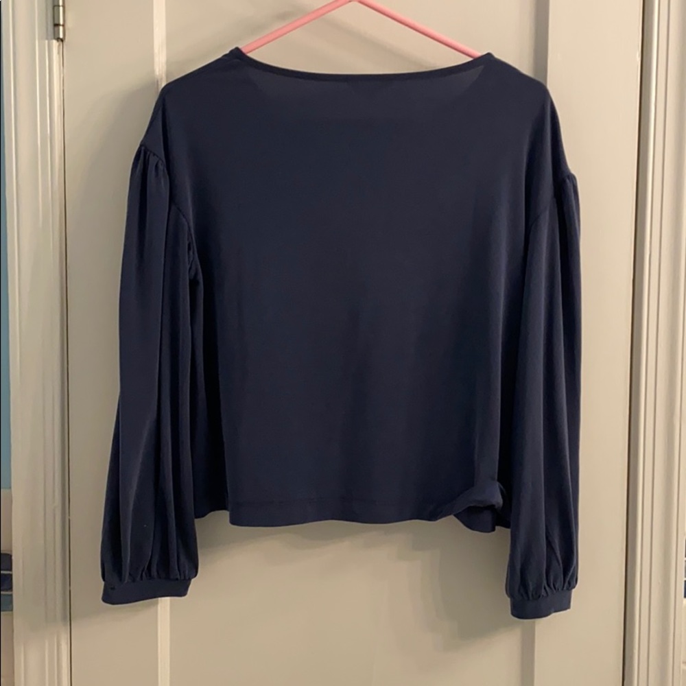 Soft blue shirt - Picture 2 of 4
